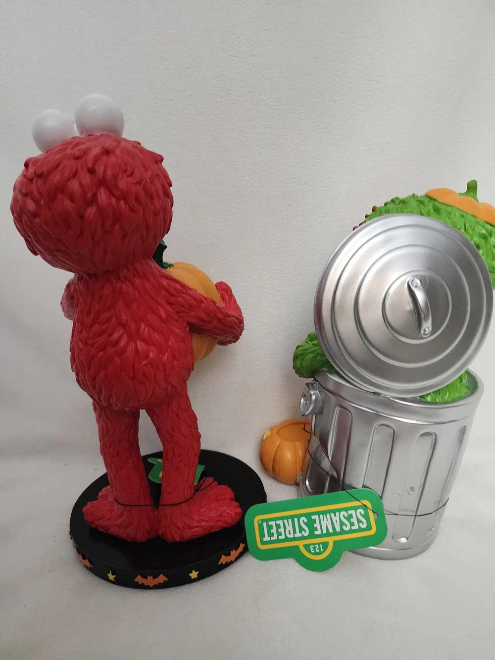 Sesame Street Halloween Elmo & Oscar Party Figurine Set - Red, Green